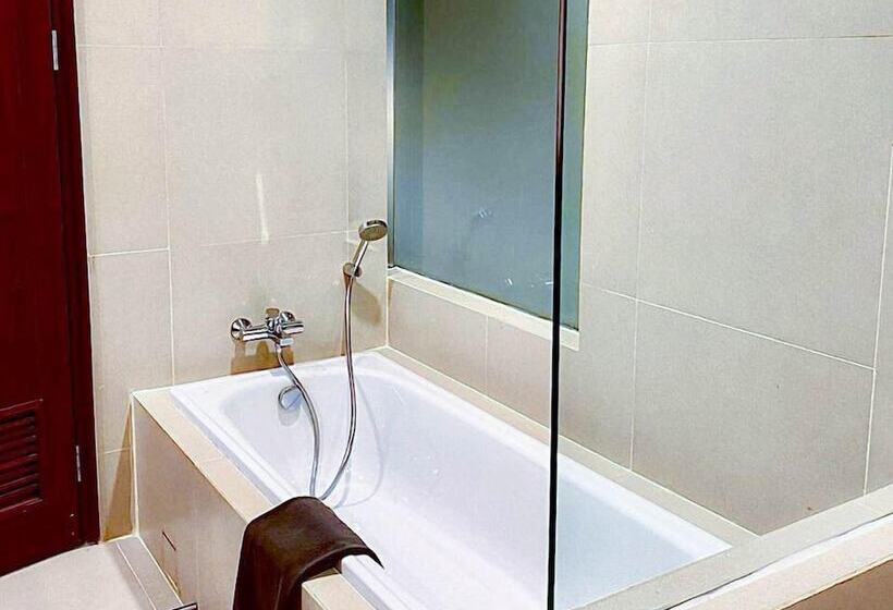 Полулюкс, Harper Palembang By Aston