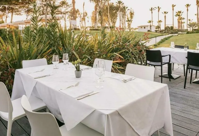 オーシャンビュースーペリアールーム, Mangia’s Himera Resort