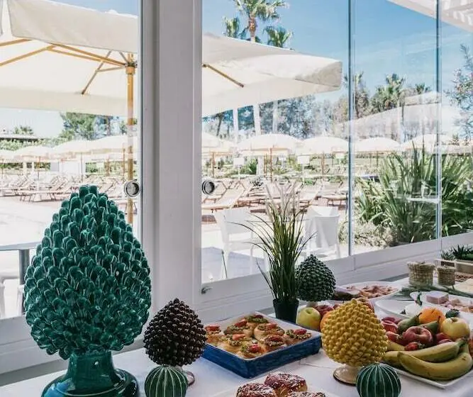 オーシャンビュースーペリアールーム, Mangia’s Himera Resort