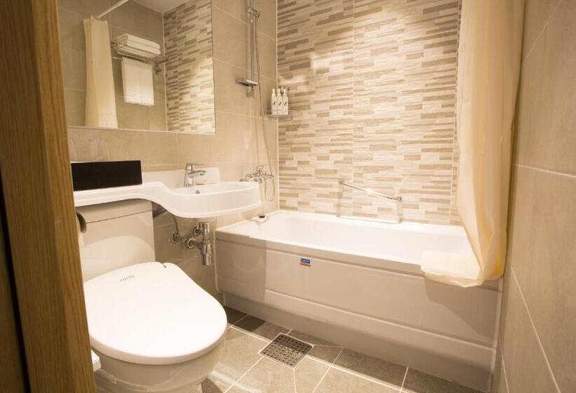Quarto Triplo Estandar, Dormy Inn Express Seoul Insadong