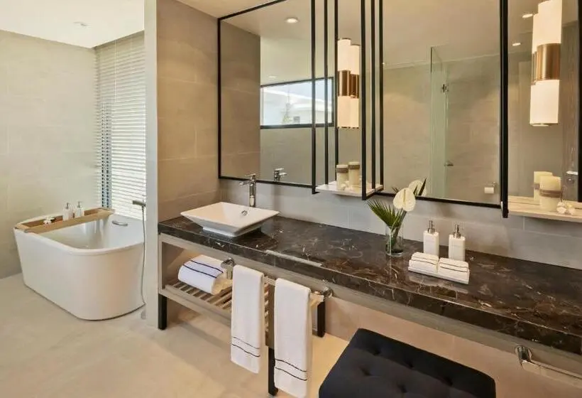 اتاق استاندارد با چشم‌انداز دریا, Melia Ho Tram Beach Resort