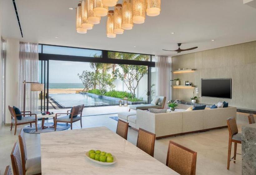 ویلای 4 خوابه, Melia Ho Tram Beach Resort