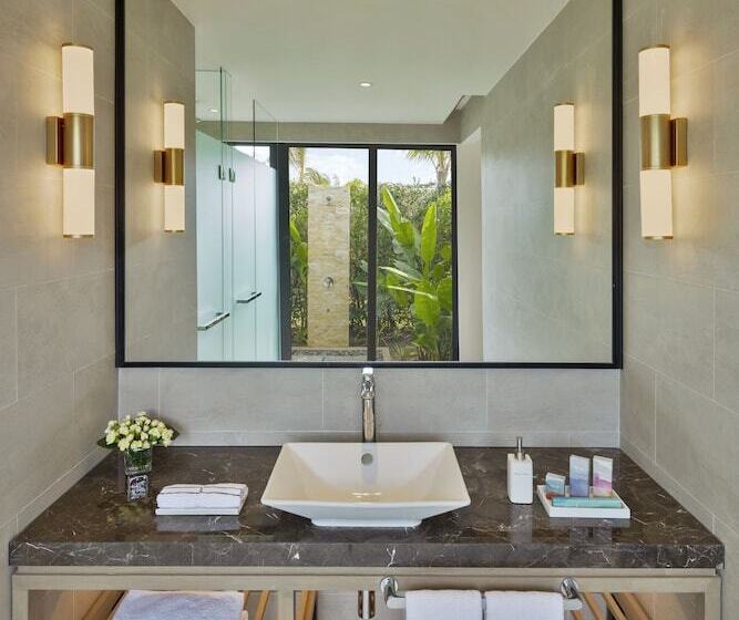 اتاق پرمیوم, Melia Ho Tram Beach Resort