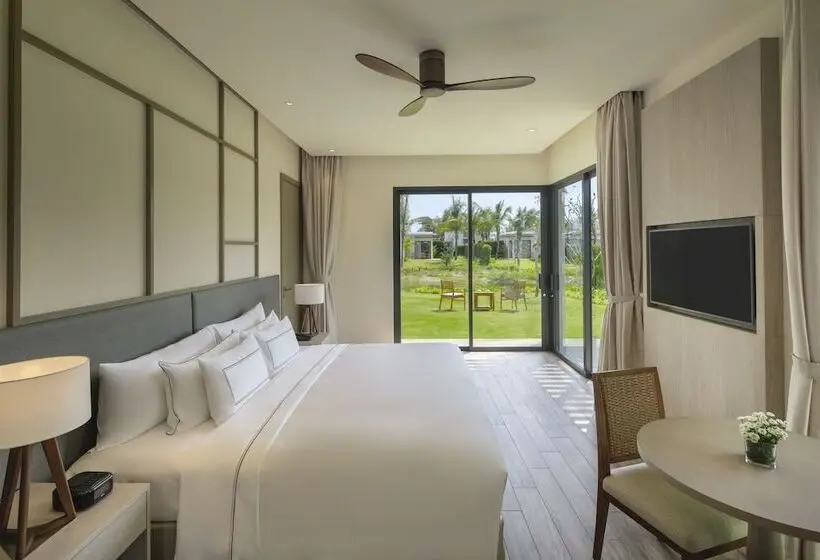 اتاق پرمیوم, Melia Ho Tram Beach Resort