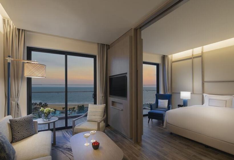 سوییت جونیور با چشم‌انداز دریا, Melia Ho Tram Beach Resort