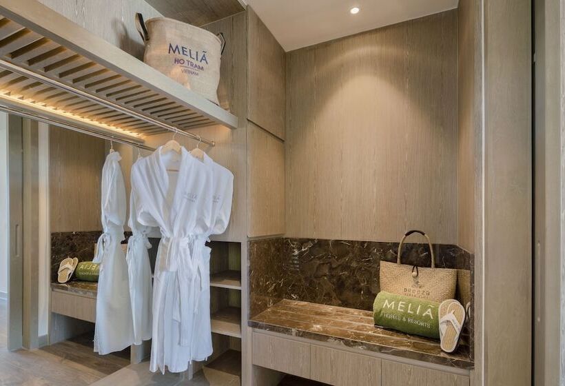 ویلای 4 خوابه, Melia Ho Tram Beach Resort