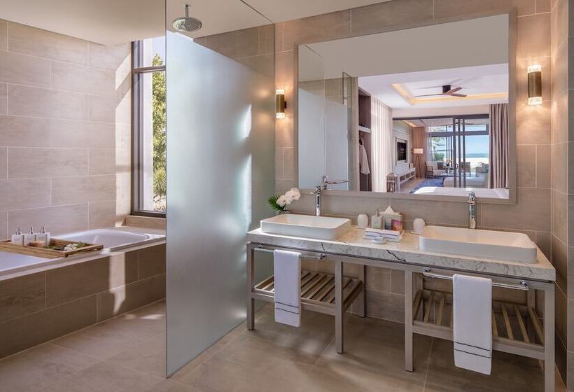 ویلای 2 خوابه با چشمانداز دریا, Melia Ho Tram Beach Resort