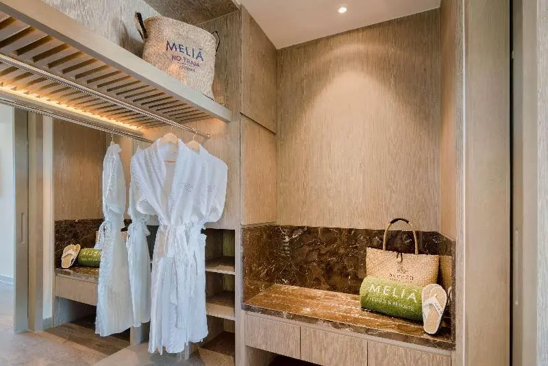 ویلای 4 خوابه, Melia Ho Tram Beach Resort