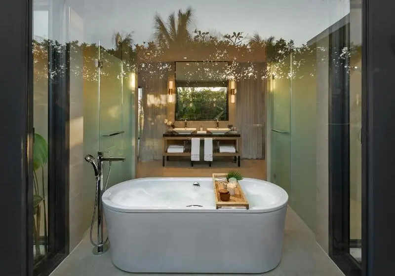 ویلای 2 خوابه, Melia Ho Tram Beach Resort