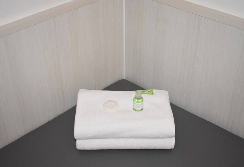 スタンダードルーム, Pop! Hotel Pemuda Semarang