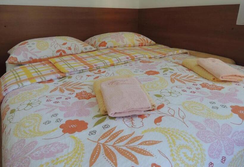 آپارتمان 1 خوابه, Apartments And Rooms Tavcar
