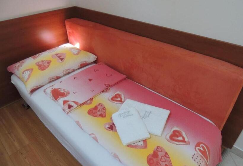 آپارتمان 2 خوابه, Apartments And Rooms Tavcar