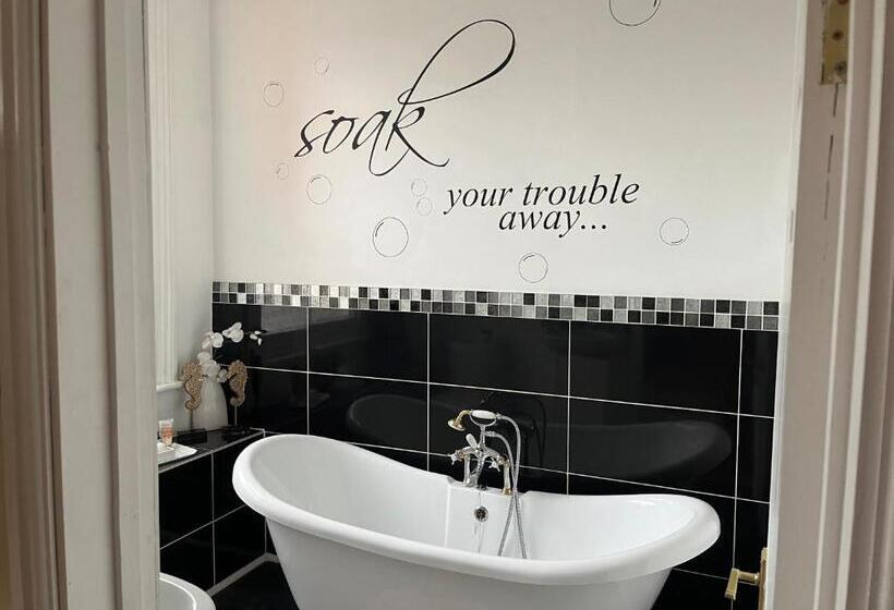 חדר דלוקס, Baytree House