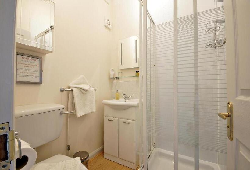 غرفة قياسية فردية, Bronte Guest House