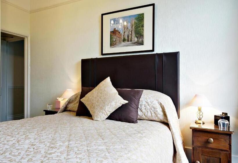 غرفة قياسية سرير كينج, Bronte Guest House