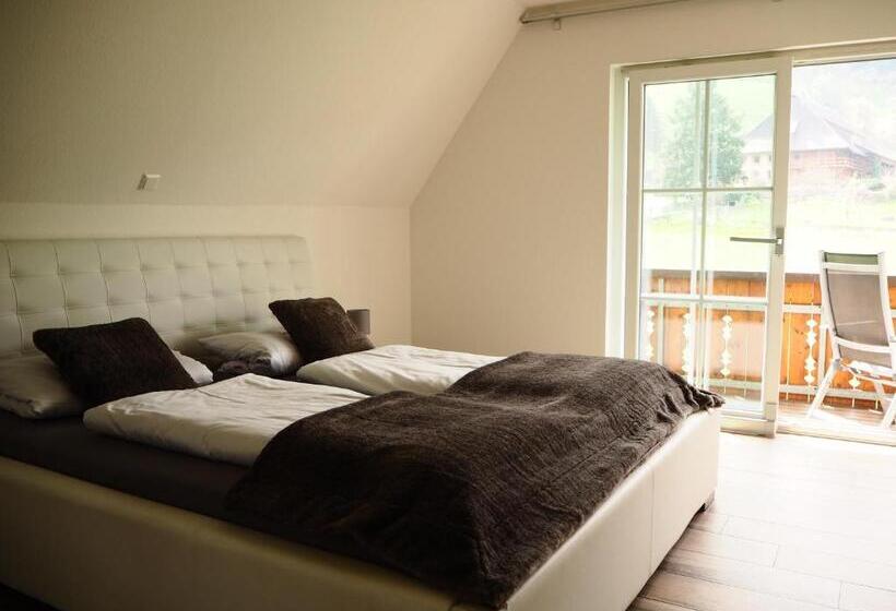 شقة غرفة واحدة, Haus Sonja