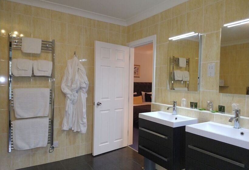 Люкс, Rhins Of Galloway