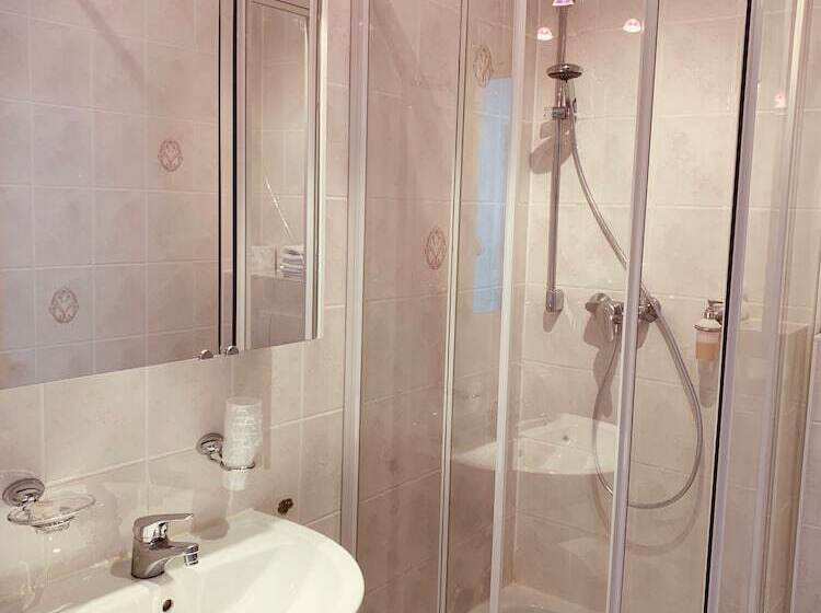 Номер Стандарт, Pension Lindenhof