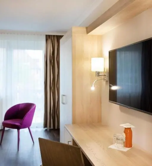 ファミリールーム, Vitalhotel Der Parktherme Inkl Thermeneintritt & Sauna