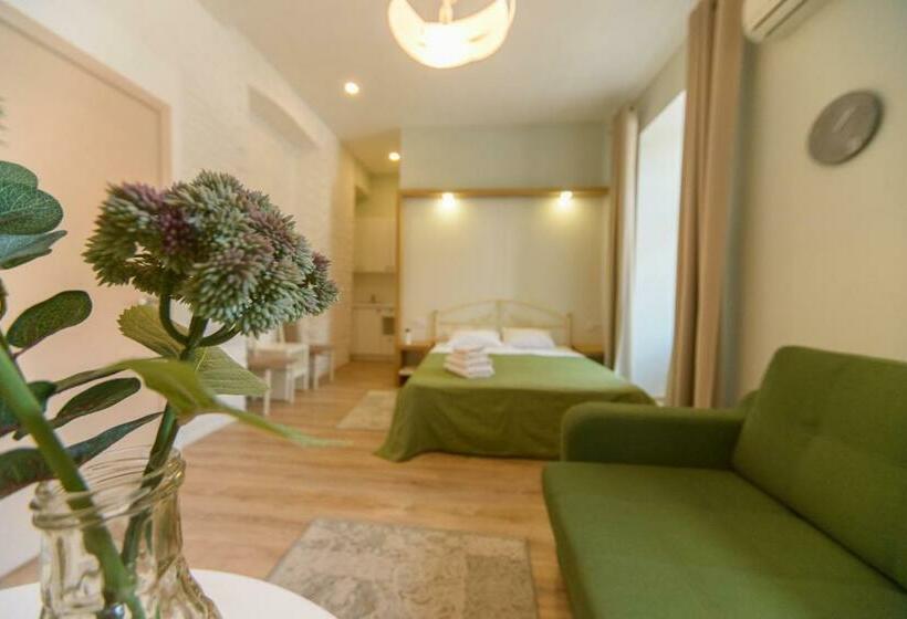 استودیوی استاندارد, Basseynaya Apart