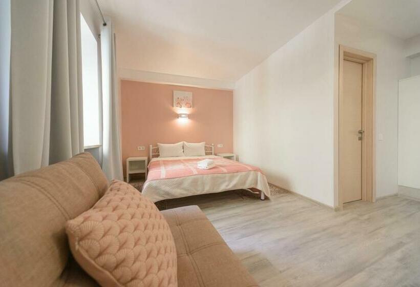 استودیوی استاندارد, Basseynaya Apart