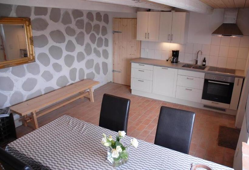 Apartament 1 Dormitori amb Terrassa, Vallebergaslätt