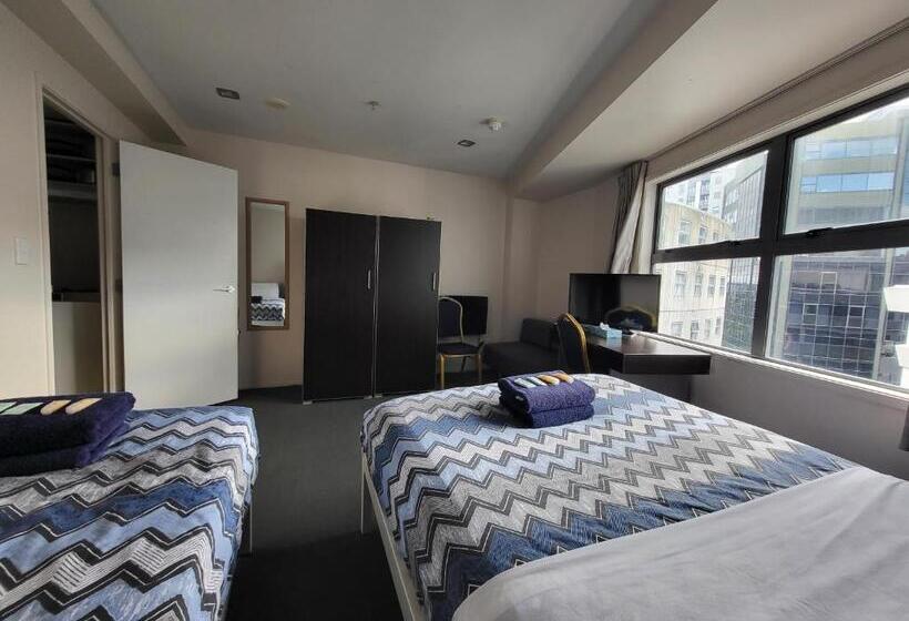 标准工作室, Empire Apartments