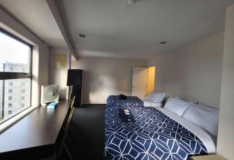 스탠다드 스튜디오, Empire Apartments