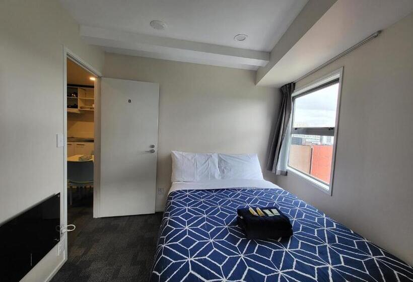 침실 3개 아파트, Empire Apartments