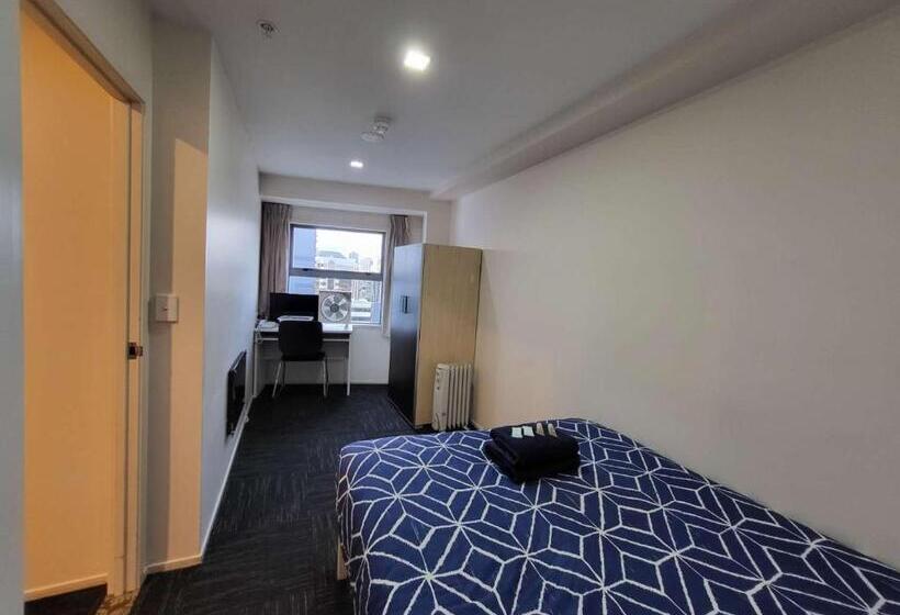 침실 3개 아파트, Empire Apartments