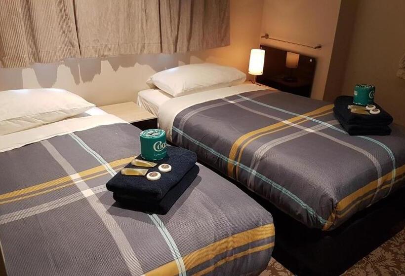 침실 2개 아파트, Empire Apartments