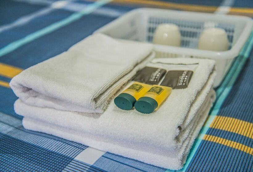 스탠다드 스튜디오 더블 침대, Empire Apartments