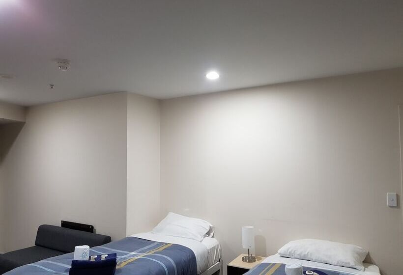 침실 2개 아파트, Empire Apartments