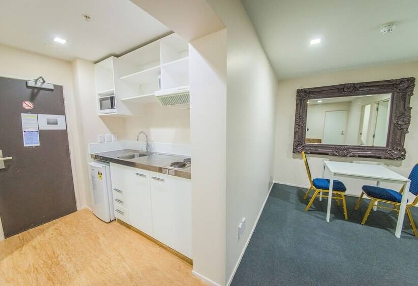 침실 3개 아파트, Empire Apartments