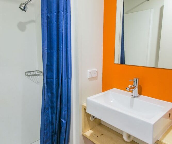 침실 3개 아파트, Empire Apartments