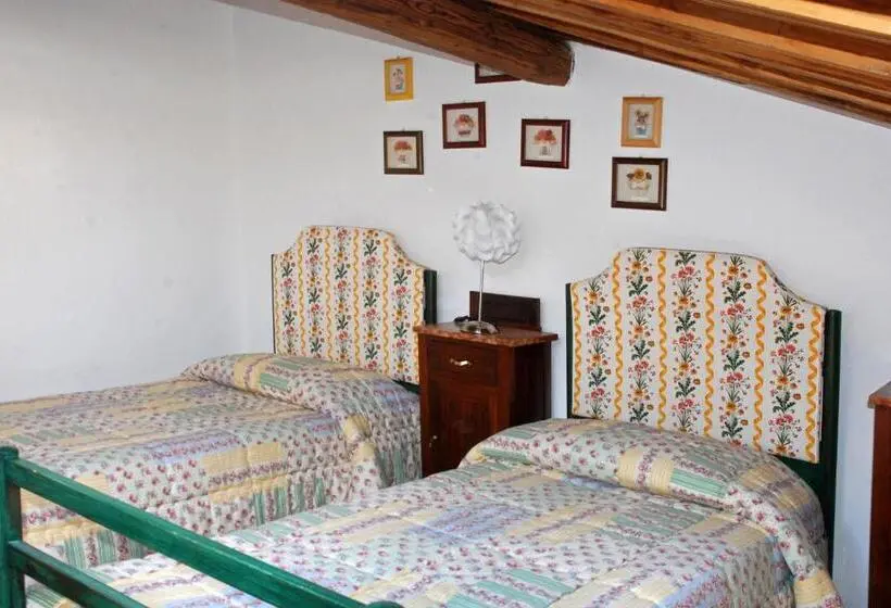 Huoneisto 1 Makuuhuone, Agriturismo Olmi Grossi
