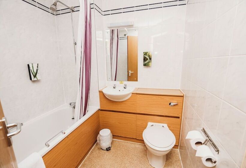 חדר סטנדרט, Purple Roomz Preston South