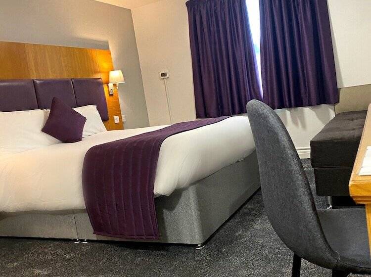 Номер Стандарт, Purple Roomz Preston South