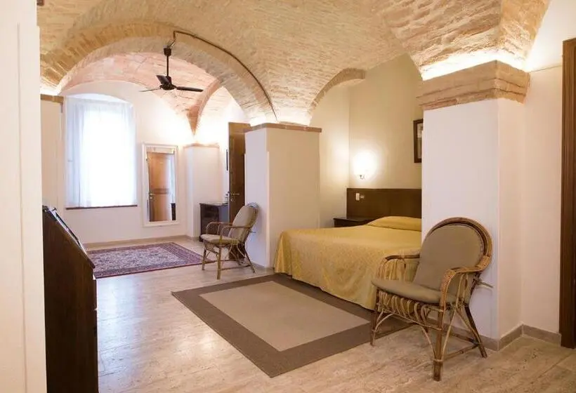 スイート, Tenuta Decimo Villa Dini