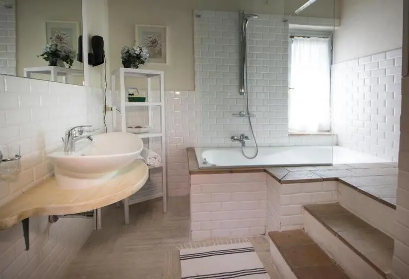 デラックススイート, Tenuta Decimo Villa Dini