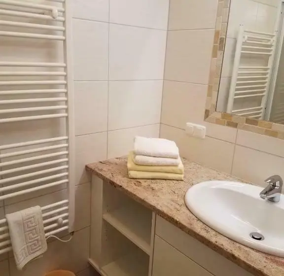 Deluxe-huoneisto 1 Makuuhuone, Aparthotel Hohe Brücke