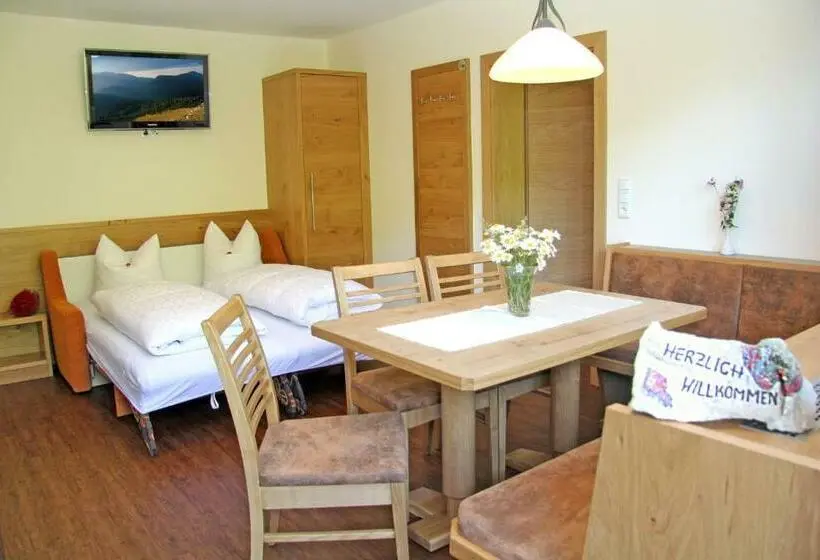 Deluxe-huoneisto 1 Makuuhuone, Aparthotel Hohe Brücke