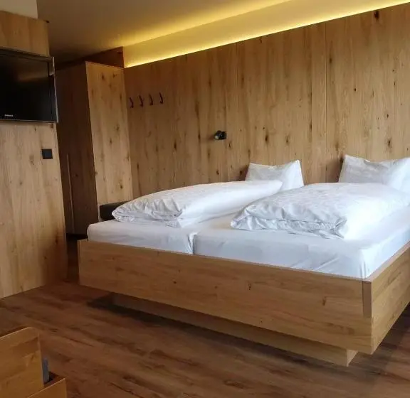 Huoneisto 2 Makuuhuonetta, Aparthotel Hohe Brücke