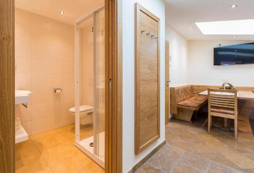 شقة ديلوكس غرفتين نوم, Aparthotel Hohe Brücke