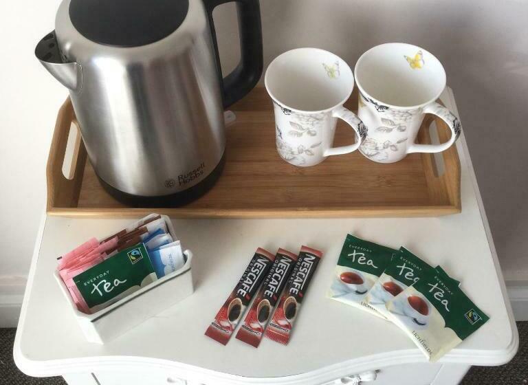 חדר סטנדרט, Clare House