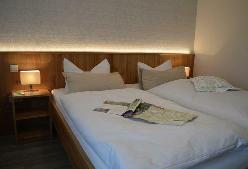 스탠다드 룸, Forellenhof Poggel