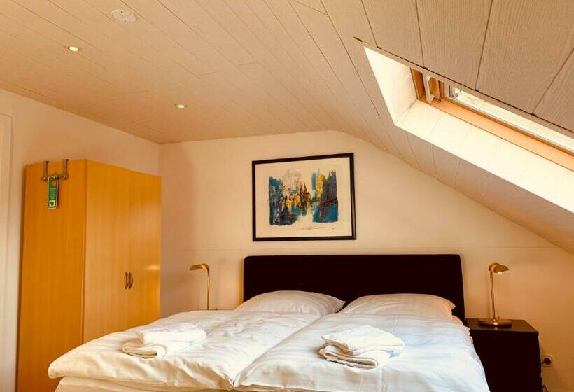 带共用浴室的标准房间, Gasthaus Zur Eule