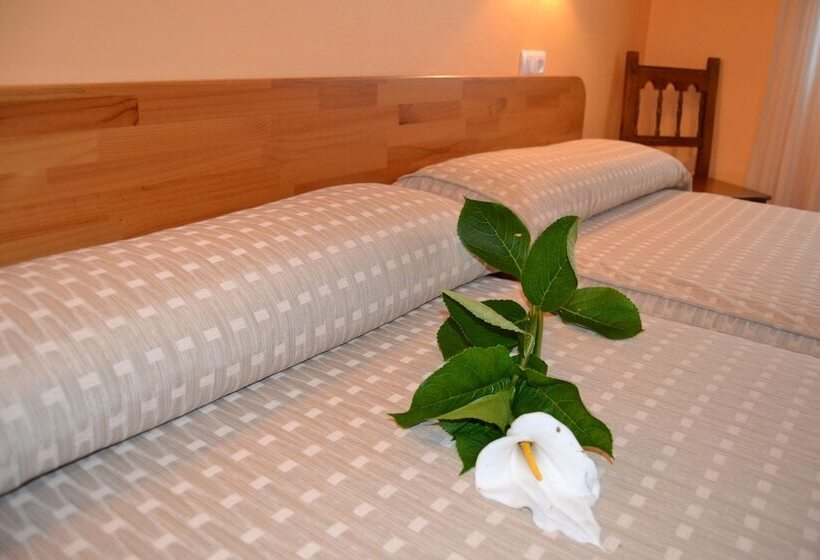 스탠다드 룸, Hostal Pereiriña