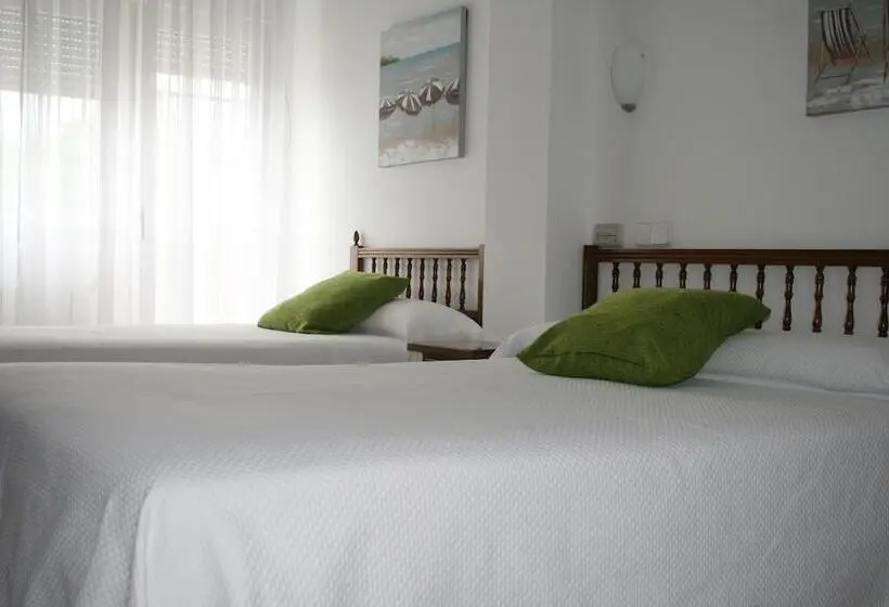 スタンダードトリプルルーム, Hostal Pereiriña