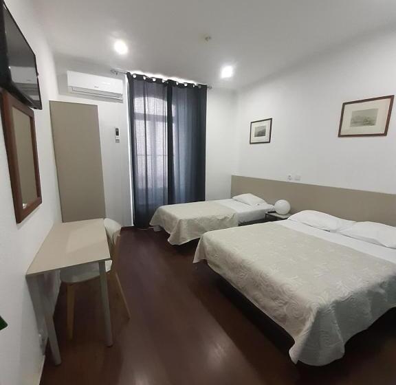 اتاق استاندارد سه نفره, Pensao Nova Goa